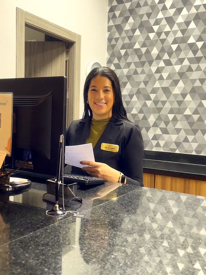 Recepción del Hotel Puerta del Sol