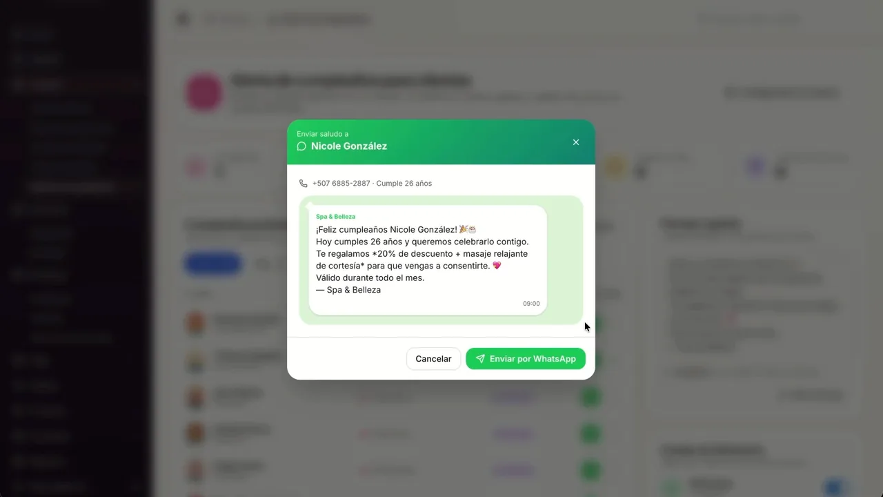 Escena del video comercial de SalonSistem: mensaje de WhatsApp enviado desde el sistema