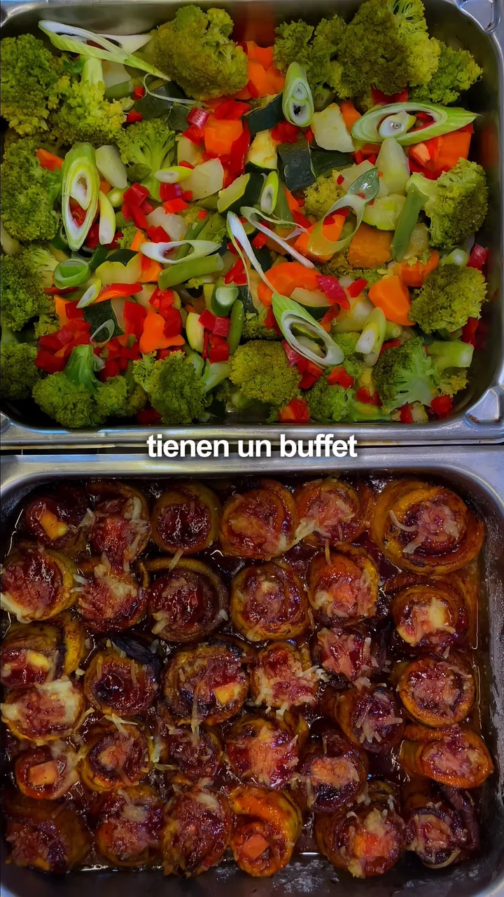 Escena del video: bandejas del buffet del domingo del Restaurante Puerta del Sol